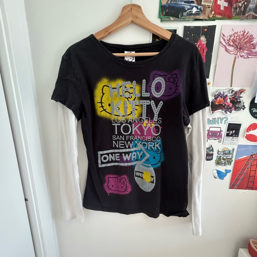 VINTAGE hello Kitty Tshirt